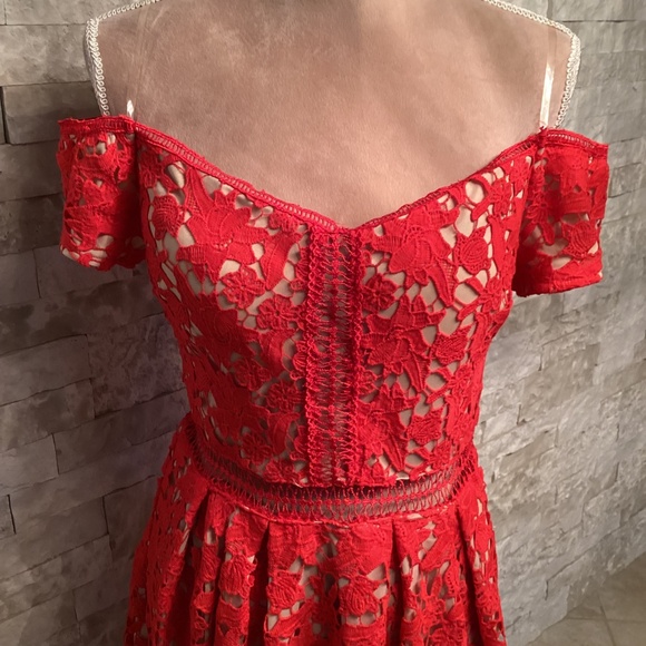 Francesca’s Beverly Off The Shoulder Lace Dress (NWT) - Picture 3 of 14